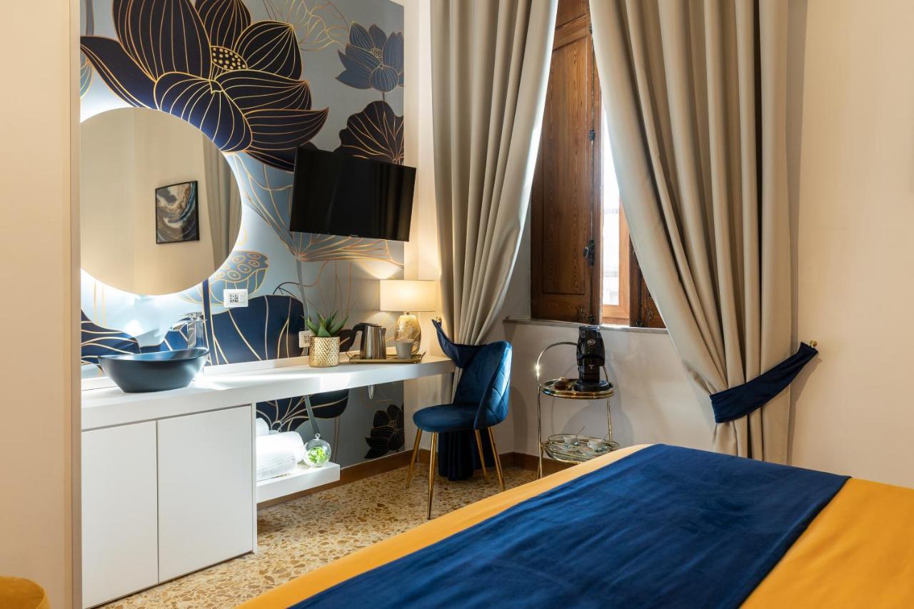 La Lepre Felice-Bovio Hotel เนเปิลส์ ภายนอก รูปภาพ