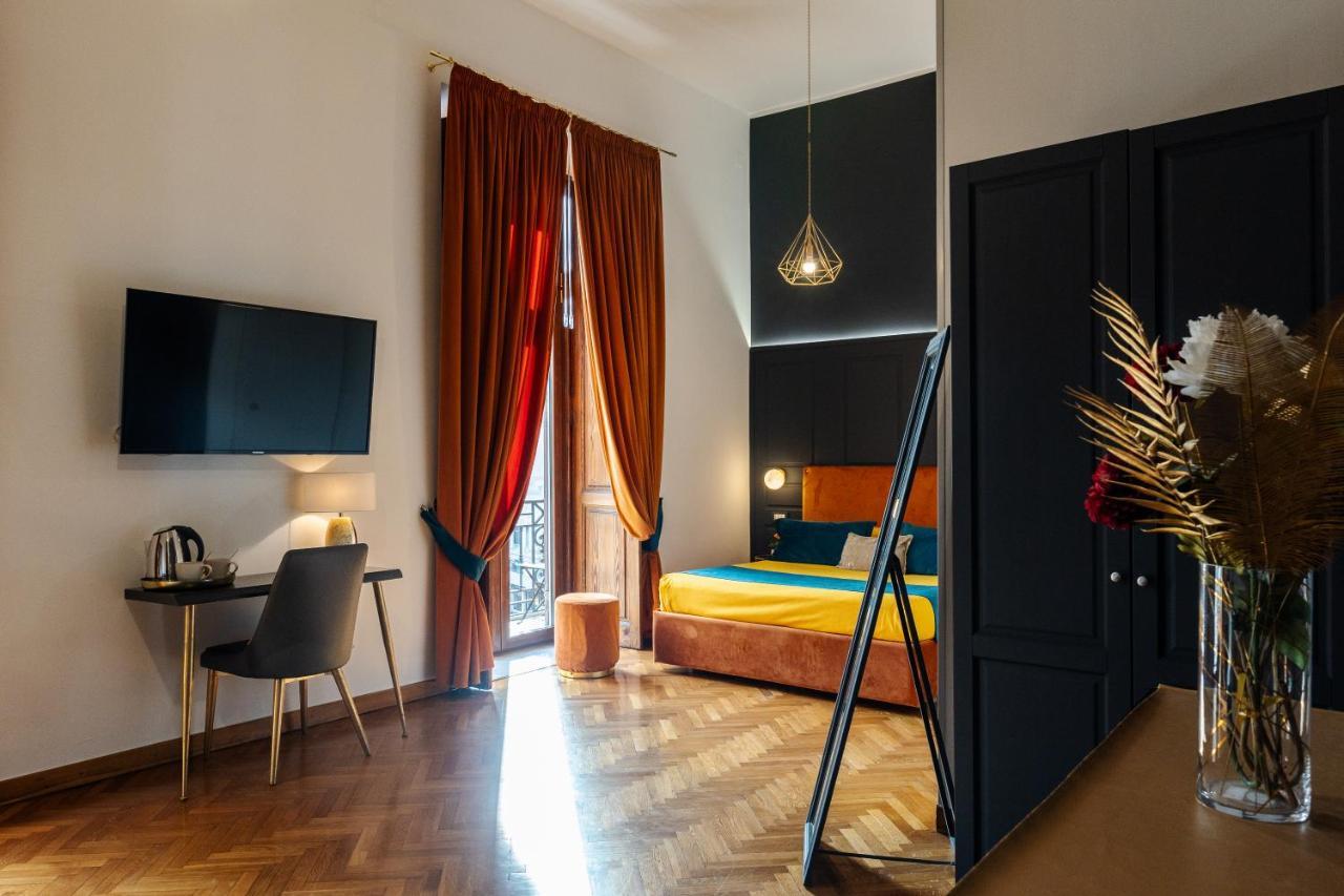 La Lepre Felice-Bovio Hotel เนเปิลส์ ภายนอก รูปภาพ