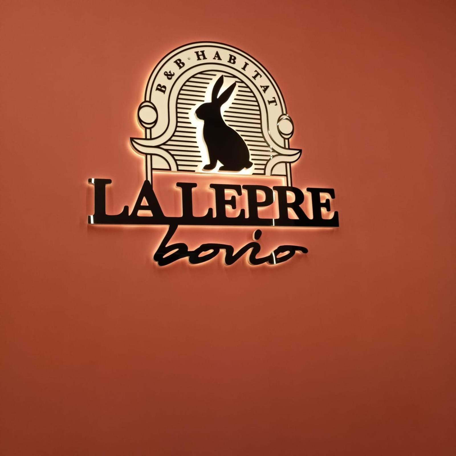 La Lepre Felice-Bovio Hotel เนเปิลส์ ภายนอก รูปภาพ